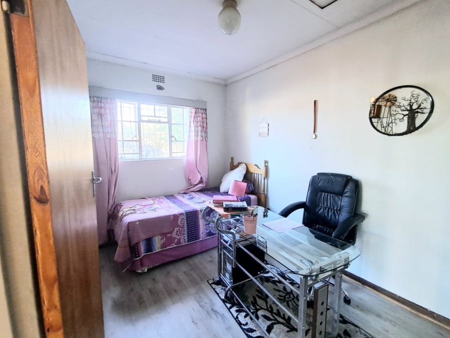 5 Bedroom Property for Sale in Vaalpark Free State